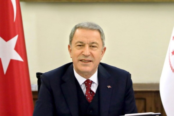 Bakan Akar: ″Ne sınır kapısından ne de sınır hattından ülkemize geçiş var″