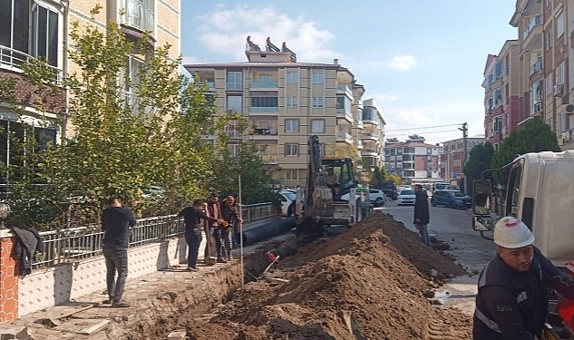 Cennetayağı Mahallesi'ne yeni yağmur suyu hatları döşeniyor