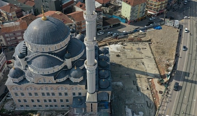 M. Ali Paşa Camiinde meydanın temeli atıldı