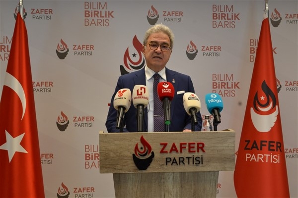 Zafer Partili Şehirlioğlu: “Sakal bırakmayla yorgun ifadelerle bu iş olmaz”