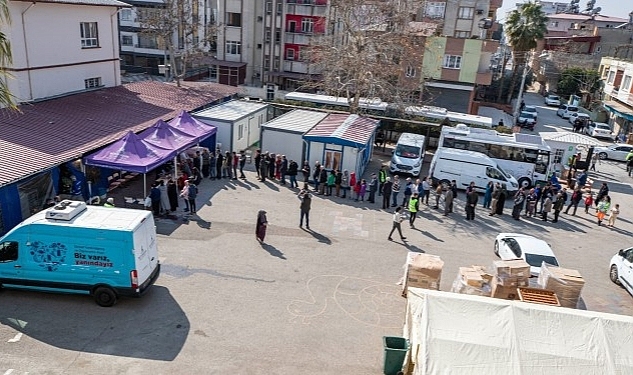 İzmir Büyükşehir Belediyesi tüm birimleriyle Osmaniye'de