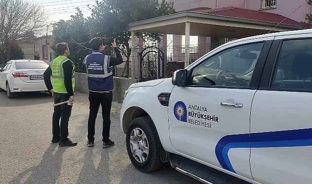 Antalya Büyükşehir ekipleri Osmaniye'de hasar tespit çalışmalarını sürdürüyor