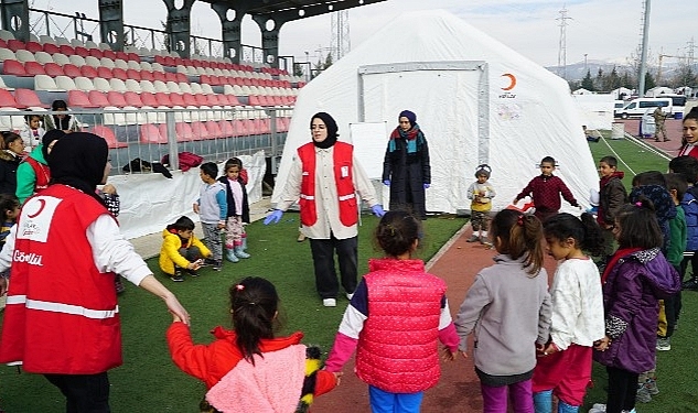 Kızılay'ın Afet Bölgelerindeki Beslenme Çalışmaları