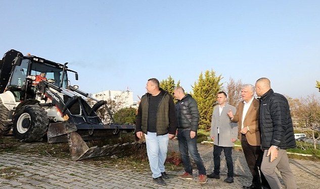 Narlıdere'de Moloz Temizleme Çalışmaları Devam Ediyor