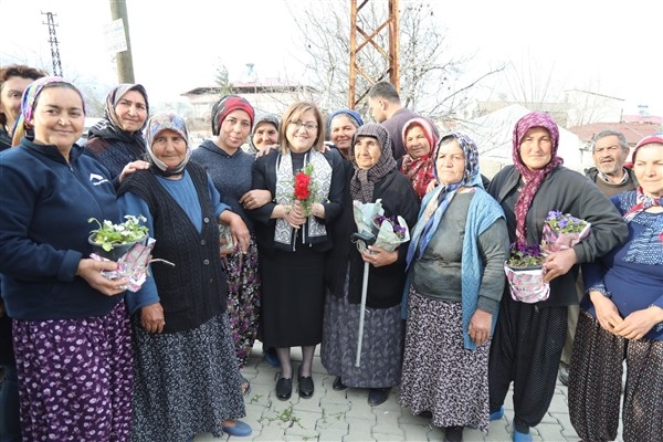 Başkan Şahin, Nurdağı’nın köylerinde yaşayan depremzedelerle bir araya geldi