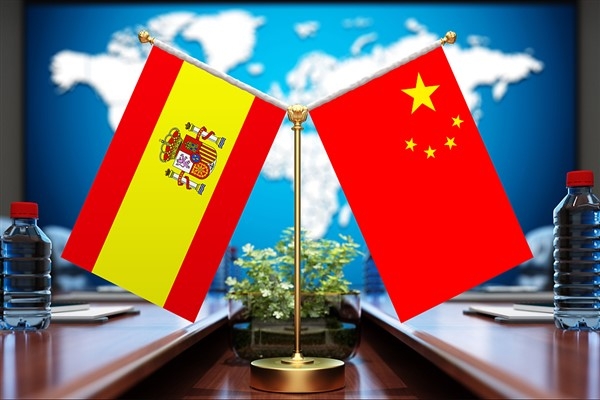 Çin ile İspanya diplomatik ilişkilerin 50. yılını kutluyor