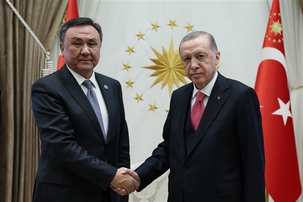 Cumhurbaşkanı Erdoğan, TDT Genel Sekreteri Ömüraliyev