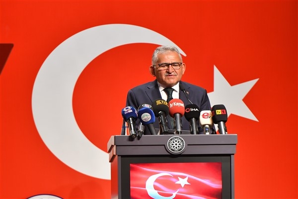 Başkan Büyükkılıç: ″İstiklal marşı ruhu ilelebet diri kalacak″