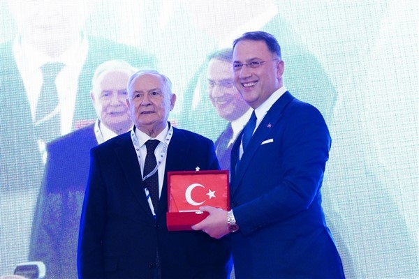 Başkan Çalık, 26’ncı Avrasya Ekonomi Zirvesi’nde konuştu