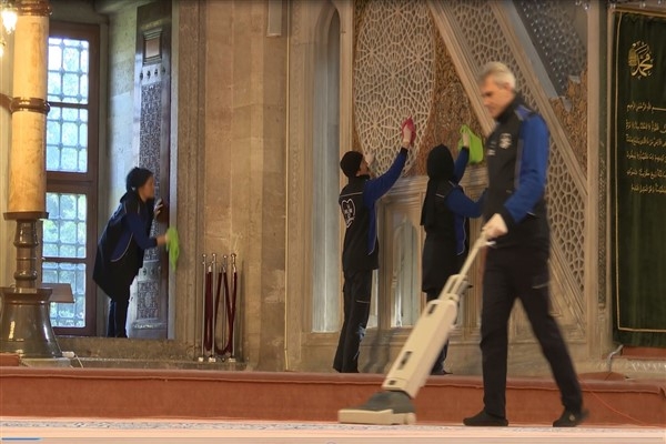 İBB Miras ile tarihi camiler Ramazan’a hazır