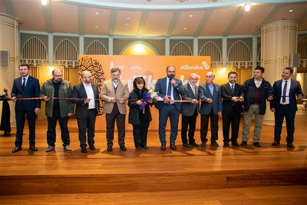 Albaraka Türk İyilik Vakti Sergisi Taksim Camii Kültür Sanat Merkezi’nde açıldı