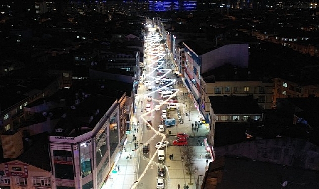 Zeytinburnu 58. Bulvar Caddesi Ramazan'da Işıl Işıl
