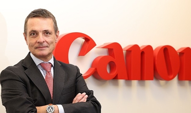 Canon, küresel değiştirilebilir lensli dijital fotoğraf makinesi pazarında 20 yıldır bir numara!