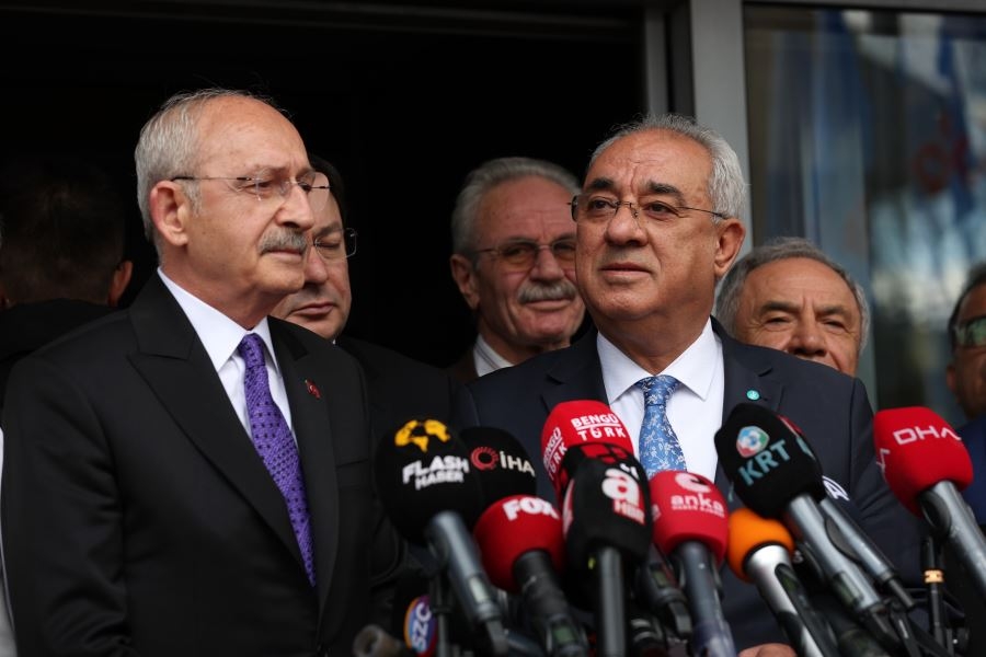 CHP Genel Başkanı Ve Cumhurbaşkanı Adayı Kemal Kılıçdaroğlu, Dsp Genel Başkanı Önder Aksakal İle Görüştü