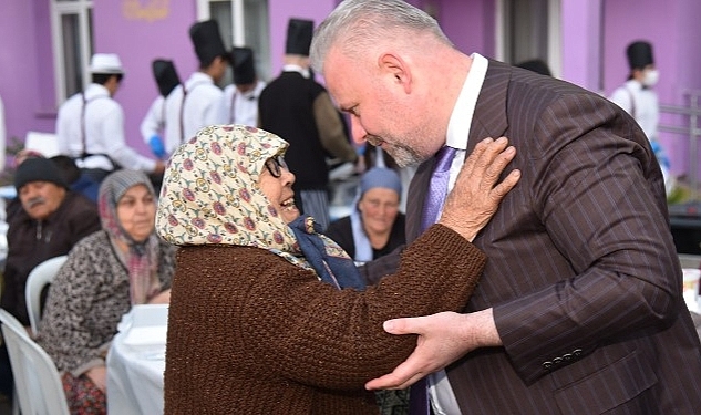 Menemen Belediyesi Aşevi'nden Her Gün 10 Bin Sıcak Yemek