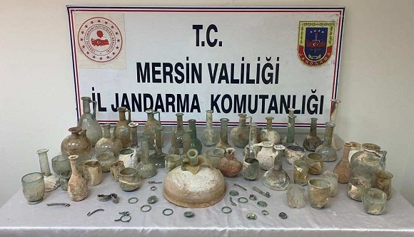 Mersin’de Roma dönemine ait 120 tarihi eser ele geçirildi