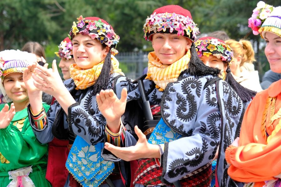 Akm Çocuk Sanat Festivali Tüm Hızıyla Sürüyor