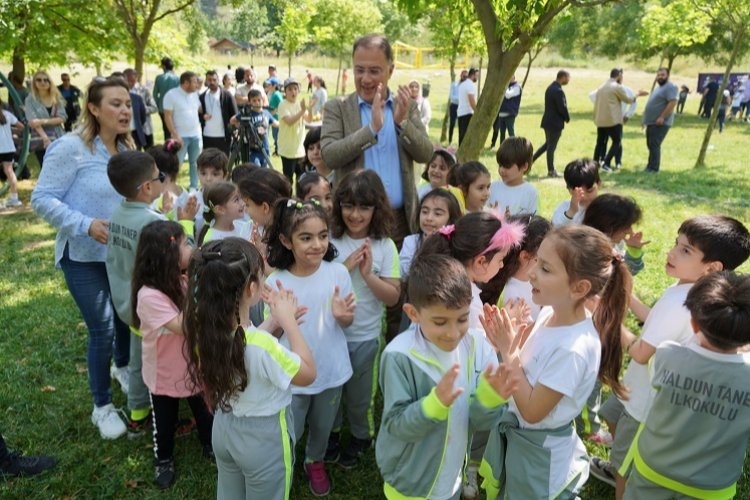 Beylikdüzü Belediye Başkanı Çalık çocuklarla buluştu