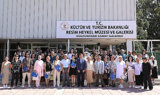 DEÜ'lü mezunların bitirme projeleri sergiye dönüştü