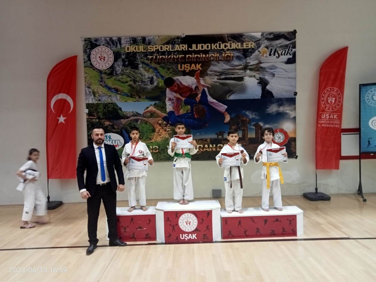 ORDU BÜYÜKŞEHİR’İN SPORCULARI BAŞARIYA DOYMUYOR