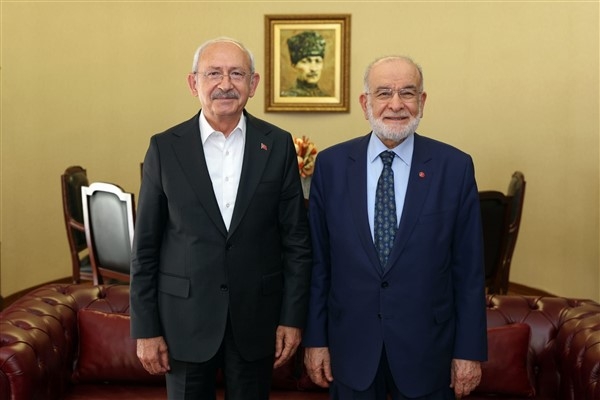 Kılıçdaroğlu, Karamollaoğlu ile bir araya geldi