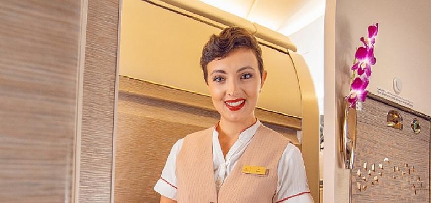 Emirates uçak içi yolcu deneyiminde çıtayı daha da yükseğe çıkarmak için 2 milyar doların üzerinde yatırım yapıyor