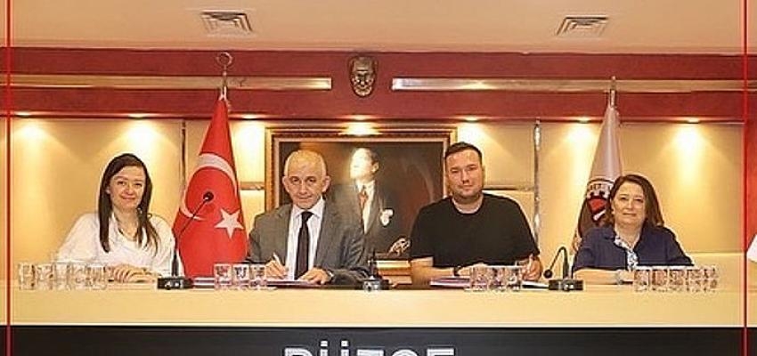 Doğanlar Mobilya Grubu’ndan Kadın İstihdamı Adına Değerli İmza