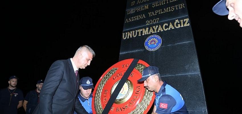 Gölcük Depremi Şehitleri 03.02’de Bir Kez Daha Anıldı