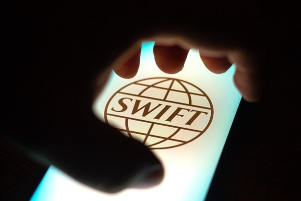 Rusya: ″SWIFT’e alternatif finansal ödeme sistemi geliştireceğiz″