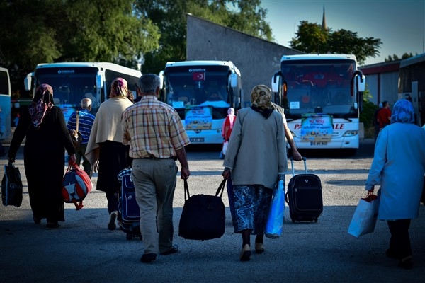ABB’den yaşlı, engelli ve sosyal yardım alan vatandaşlara, Akçakoca tatili