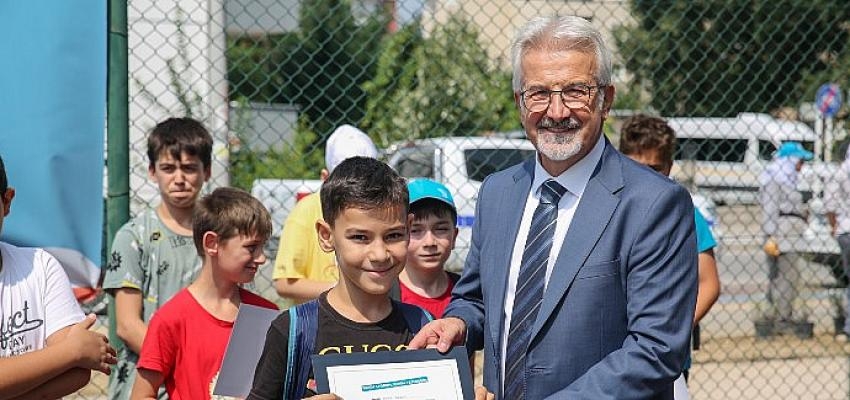 Nilüfer’de çocuklar tırmanış sporuyla tanışıyor