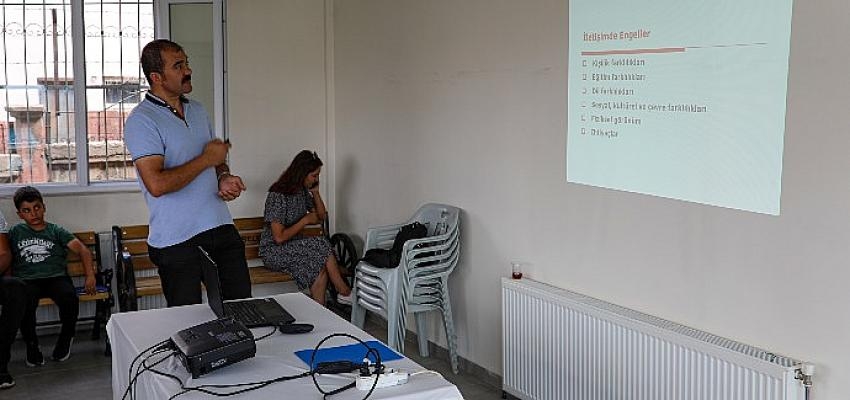 Van Büyükşehir’den Toplu Taşıma Araç Şoförlerine Eğitim Semineri