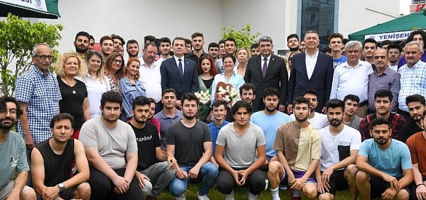 Yenişehir Belediyesi yurt ve misafirhanesiyle üniversitelilerin yanında