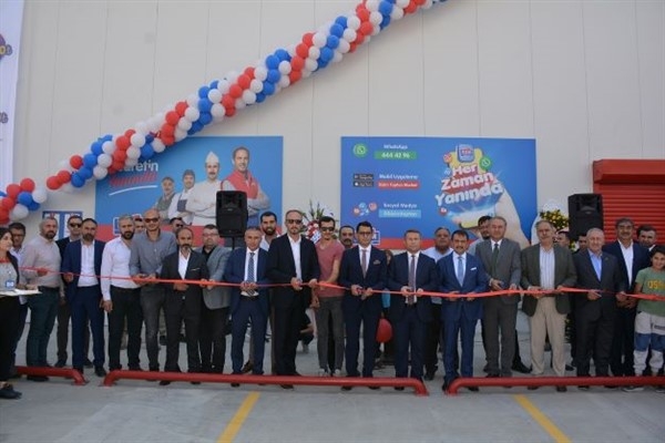 Bizim Toptan Hakkari’de de hizmet vermeye başladı