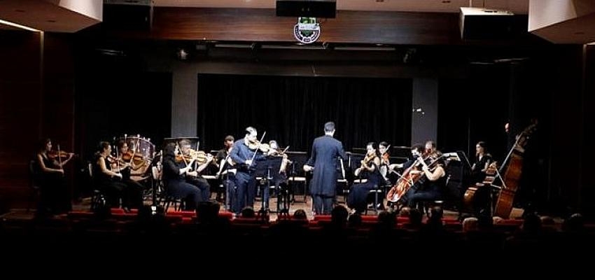 6 Eylül Coşkusu Devlet Senfoni Orkestrası Konseriyle Başladı