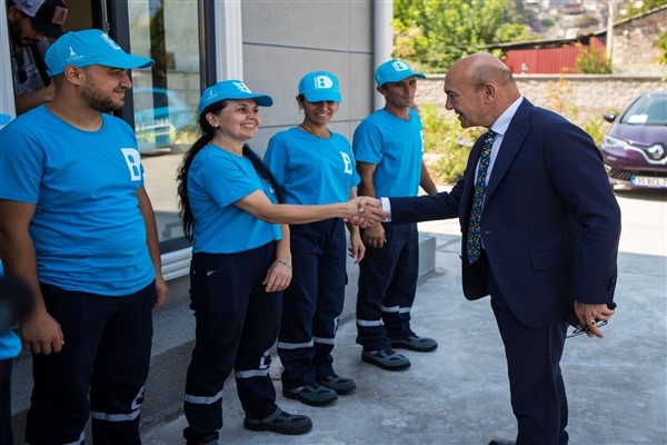 Başkan Soyer’den  İzDönüşüm tesisine ziyaret