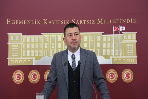 CHP’li Ağbaba: “Taşerona kadro düzenlemesinin tartışıldığı bugünlerde taşeron işçiler işten atılıyor”