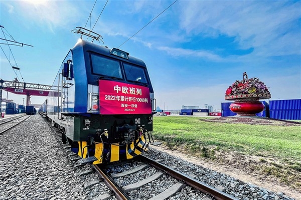 2022’de Çin-Avrupa yük trenlerinin 10 bininci seferi Hamburg kentine ulaştı