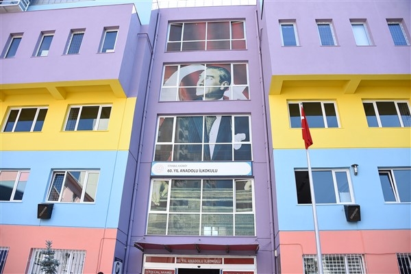 Kadıköy Belediyesi okulların tadilat çalışmasını tamamladı