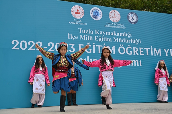 Tuzla’da yeni Eğitim Öğretim Dönemi törenle başladı