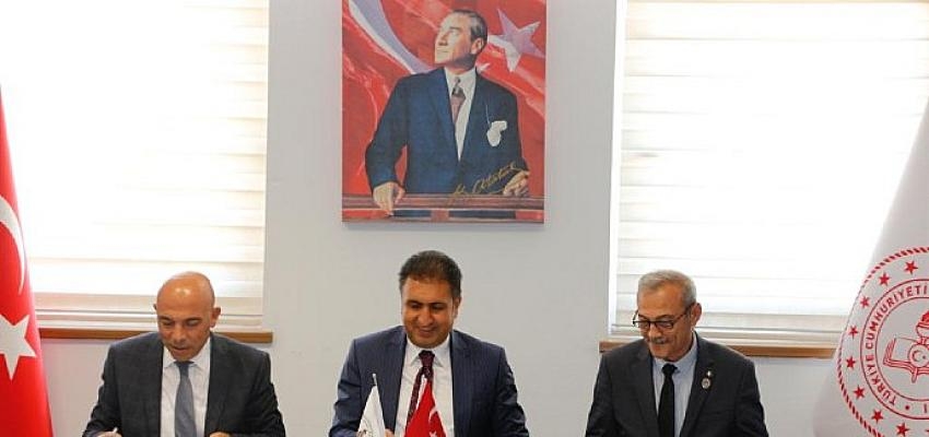İzmir İl Milli Eğitim Müdürlüğü, İzmir İl Emniyet Müdürlüğü ve TEMŞAD arasında 