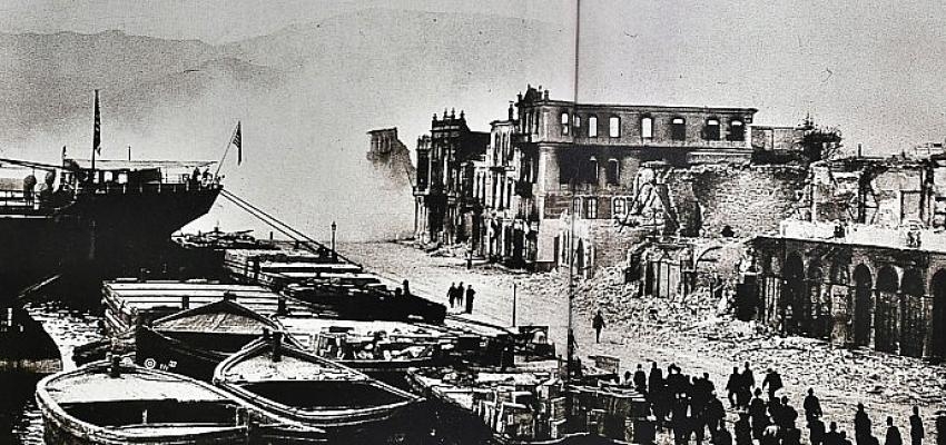 Büyük İzmir Yangını 1922 fotoğraf sergisi açıldı