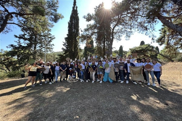 Büyükada çevresinde farkındalık yaratmak için çevre temizliği yapıldı