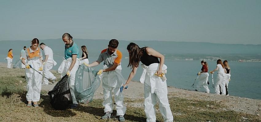 Borusan, Gemlik’te kıyı ve dip temizliği etkinliği gerçekleştirdi