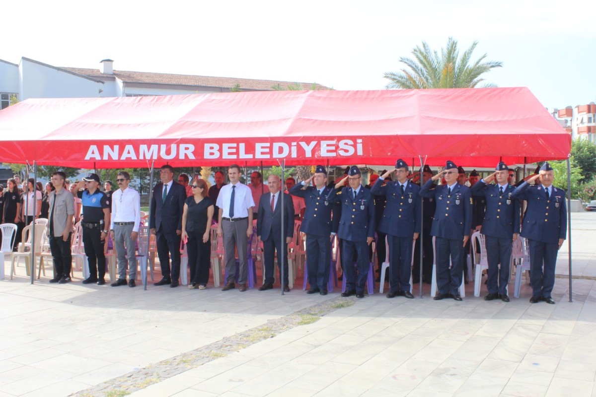 Gaziler Günü Anamur da Yoğun Bir Katılımla Kutlandı