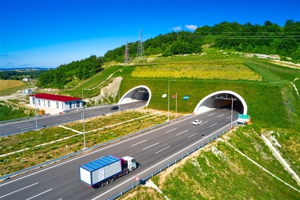 KMO, Road2Tunnel Fuarı