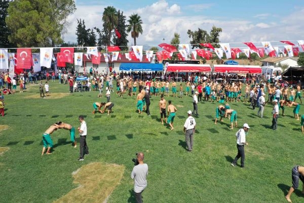 6. Geleneksel İsmet Atlı Karakucak Güreşleri Kozan Faydalı’da gerçekleştirildi