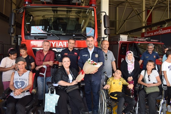 Malatya İtfaiye Dairesi Başkanlığı’na engelli bireylerden ziyaret