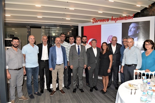 İzmirde Emek, Barış ve Demokrasi Platformu Bornova’da buluştu