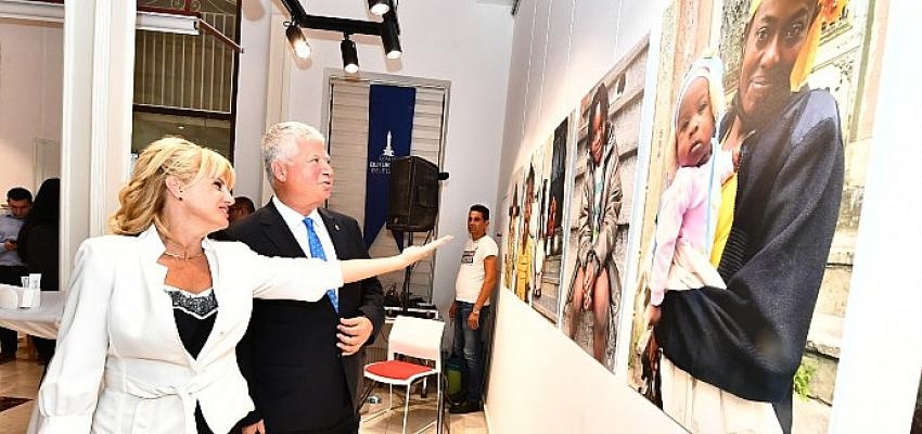 Basmane’nin Renkleri fotoğraf sergisi açıldı